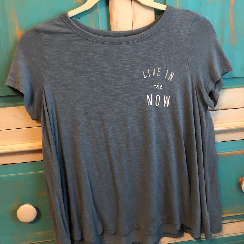 American Eagle t shirt